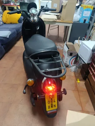 Moto Eléctrica Velca Bora 49cc
