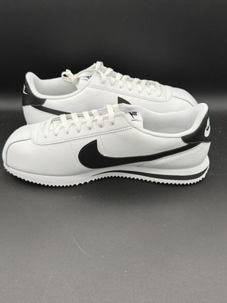 Nike Cortez Black White T46
