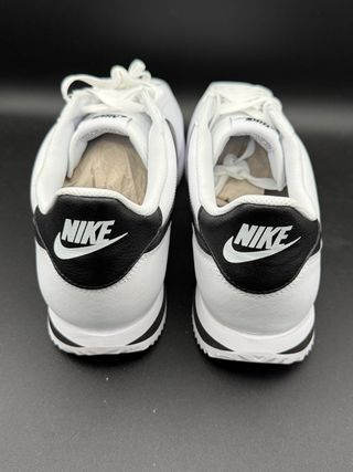 Nike Cortez Black White T46