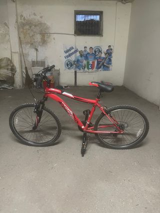 Bicicletta Schwinn Rossa