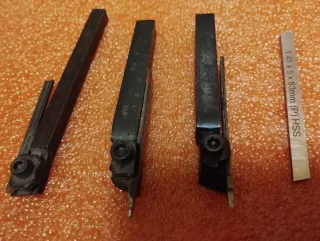 Lotto utensili per tornio