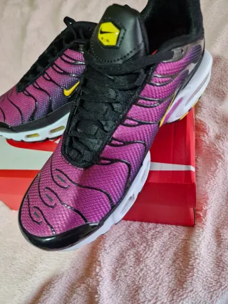 Nike Air Max Plus TN Rosa Morado
