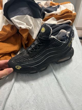 Nike Corteiz Negro Dorado