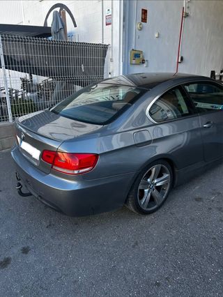 BMW Serie 325i e92