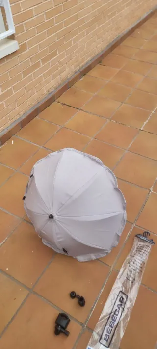 Sombrilla Bebecar para cochecito