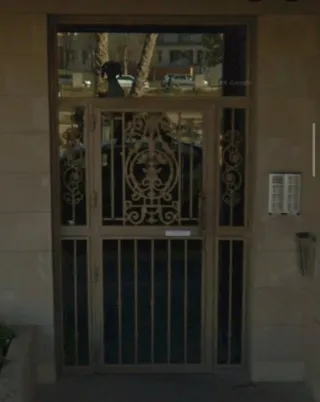 Puerta metalica exterior principal fachada