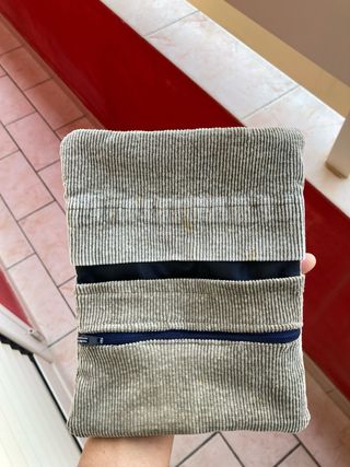 Portatabacco in velluto a coste