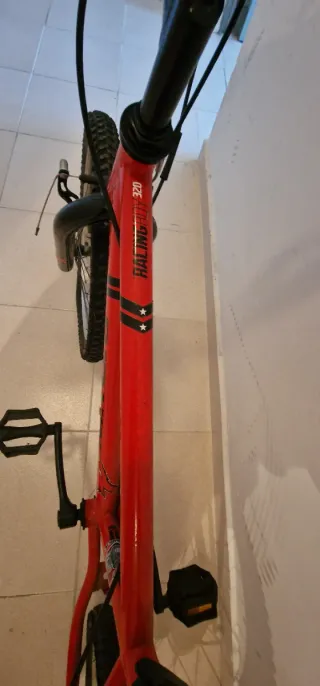 Bicicleta Infantil Roja B'TWIN