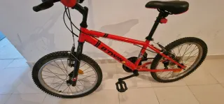 Bicicleta Infantil Roja B'TWIN