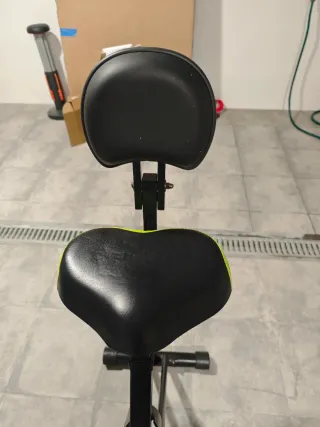 Bicicleta Estática Negra y Verde