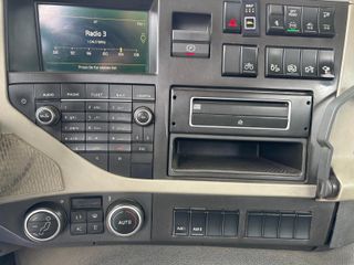 VOLVO FM 410 Portacontenedores Gancho Palfinger