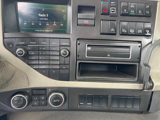 VOLVO FM 410 Portacontenedores Gancho Palfinger