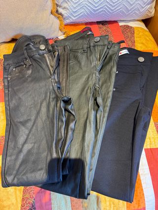 3 Pantalones Pitillo Negro y Gris