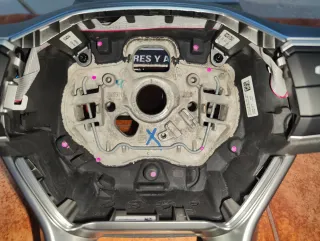 Volante León MK4 FR