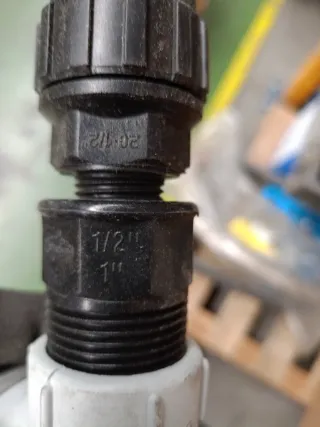 Electroválvulas 1" nuevas Riego 24v y accesorios.