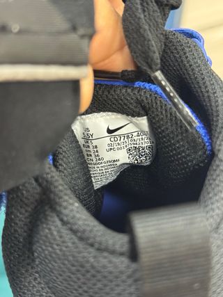 Zapatillas Nike Niño Azul y Negro