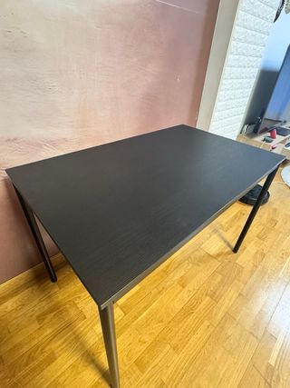 Mesa de comedor negra Ikea
