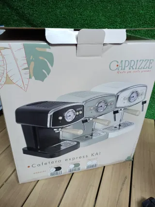 Caprizze Kai - Cafetera espresso semiautomática