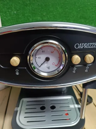 Caprizze Kai - Cafetera espresso semiautomática