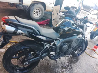 Yamaha FZ6 S2