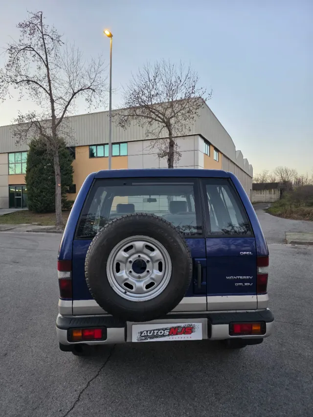 Opel Monterey 1999
