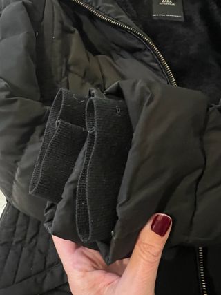 Abrigo plumas midi Zara negro