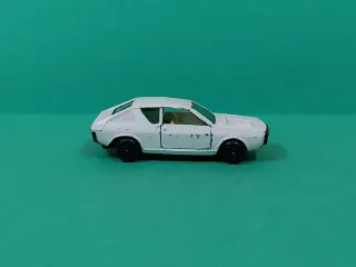 Guisval Renault 17 Coche a Escala