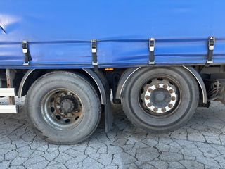 Camion tautliner Renault Premium 370 2008