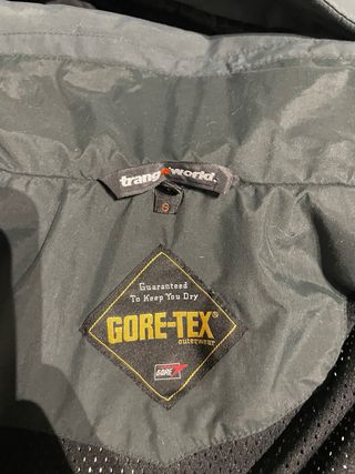 Chaqueta Gore-Tex trangoworld