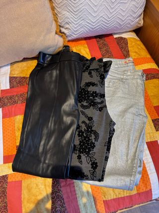 3 Pantalones Pitillo Negro y Plateado