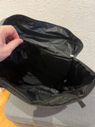 Mochila Marvel Verde, nunca usada,