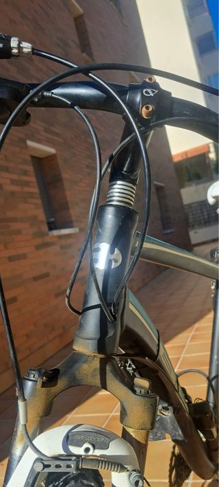 Bicicleta BH Trekking