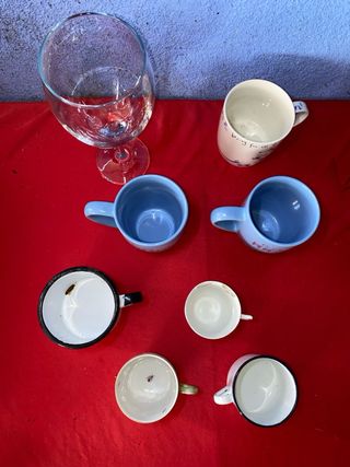 Conjunto di tazze e bicchieri vari