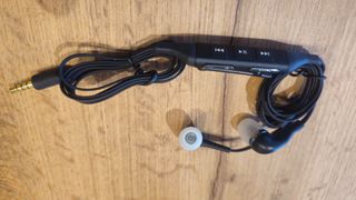 Auriculares jack 3.5mm con micrófono y control