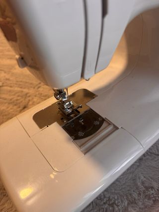 Máquina de coser blanca Carrefour home