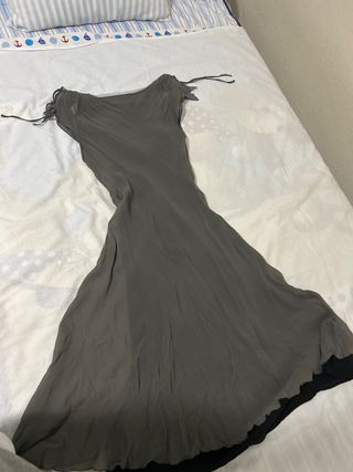 Vestido corto fiesta gris oscuro con forro negro