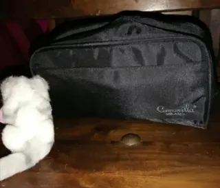 Beauty Case/Borsello CAMOMILLA nero,adatto sia Don