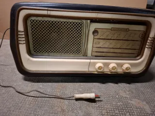 Radio d’epoca Magnadyne anni ’50 – vintage