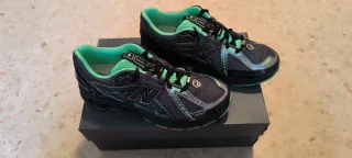 Zapatillas New Balance Negras y Turquesa