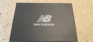 Zapatillas New Balance Negras y Turquesa