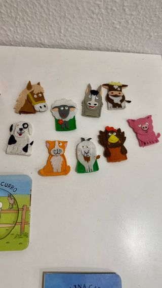 Libro “La granja con marionetas”. 9 mini-libros