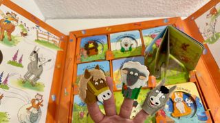 Libro “La granja con marionetas”. 9 mini-libros