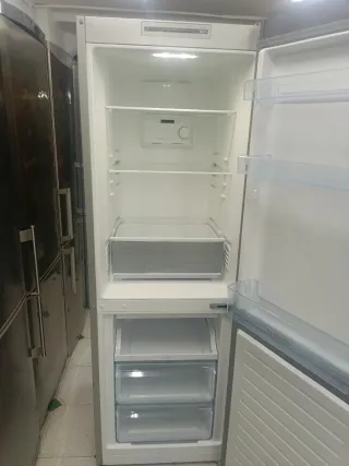Nevera combi marca Bosch clase A++ 176/60cm