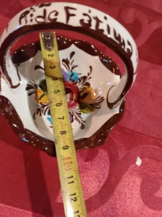 Cestinha cerâmica pintada à mão