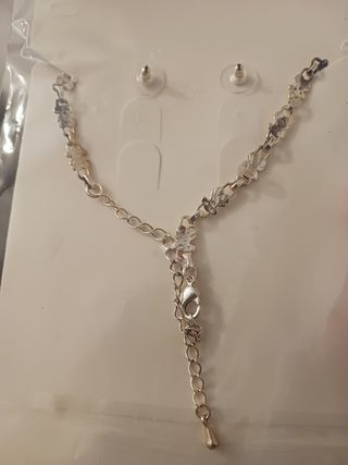 Conjunto de collar y pendientes osito nuevo