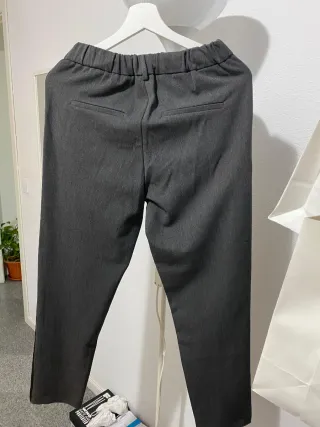 Pantalones rectos cintura elástica ZARA. Nuevos