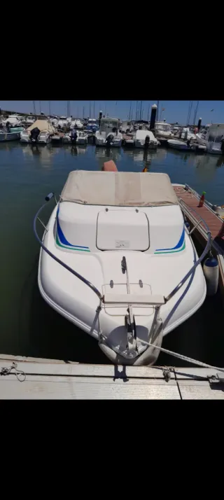 Embarcación MEDUSSA con motor Yamaha 60