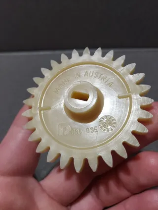 Ingranaggio Pompa Acqua/Olio Rotax 28/13