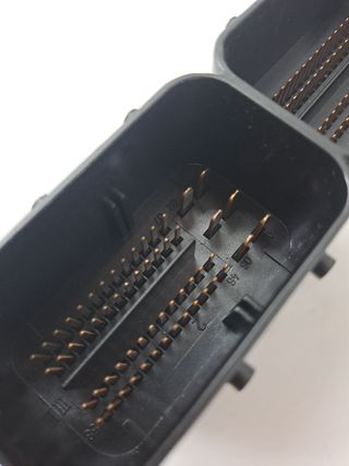 CENTRALITA MOTOR UCE BMW X3 (E83) (4)