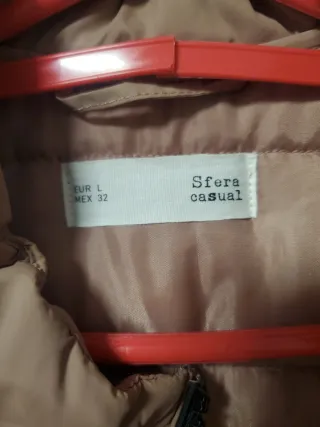 Chaleco acolchado rosa con cremallera